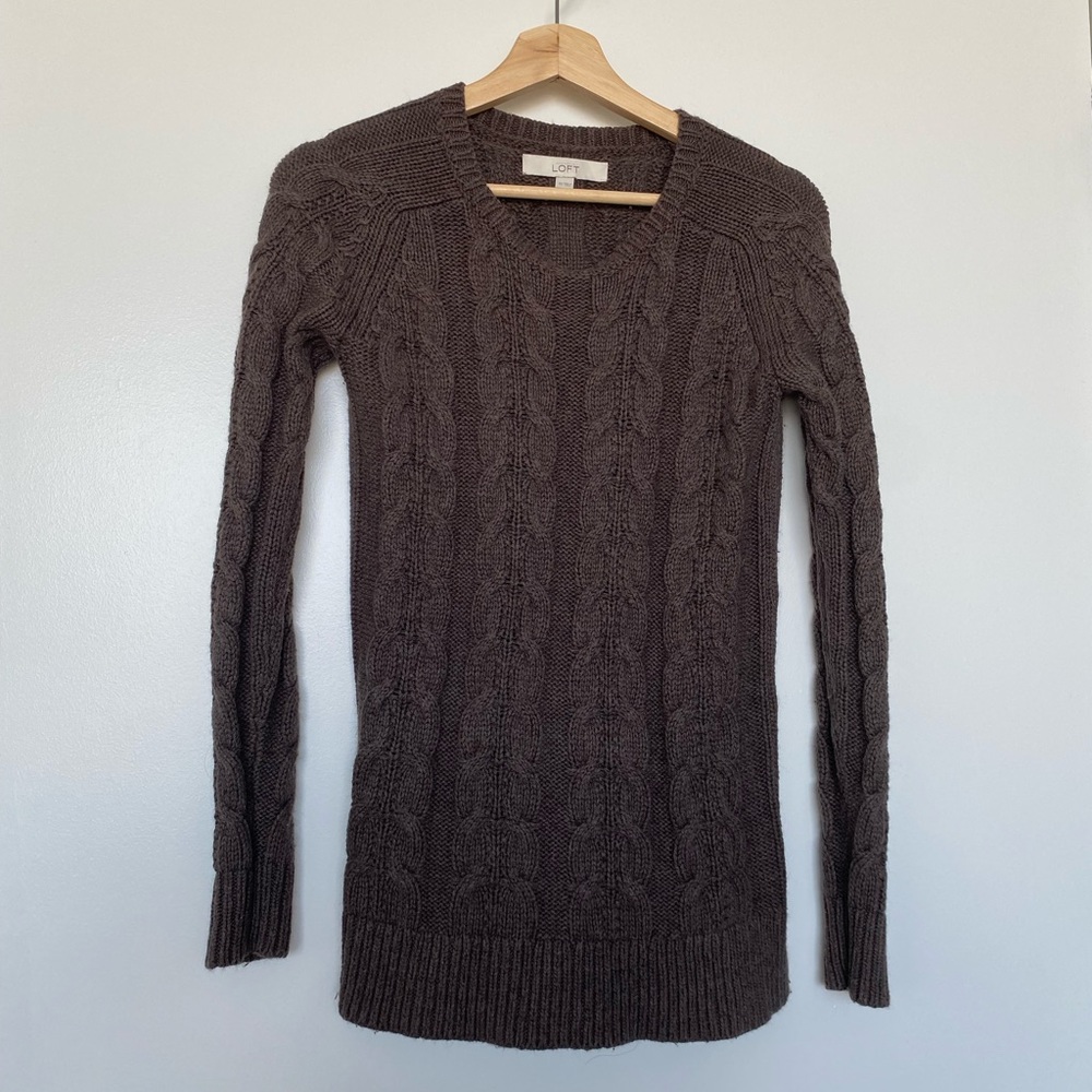 Loft Cable knit sweater